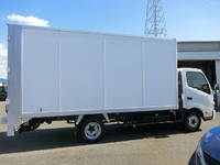 TOYOTA Others Panel Van SKG-XZU710 2011 74,000km_21