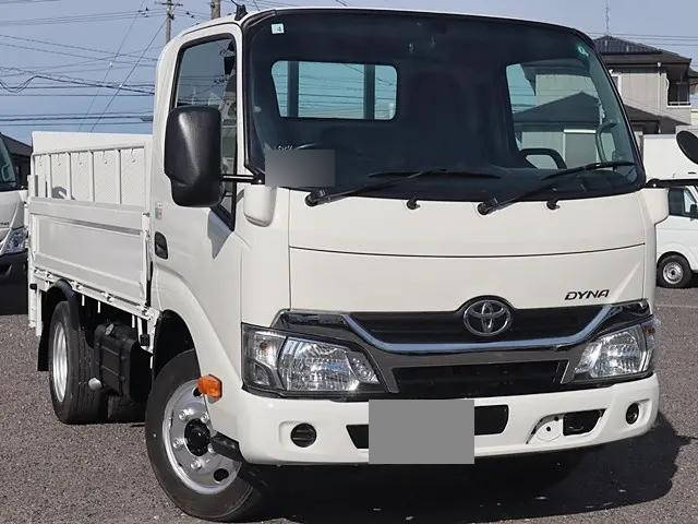 TOYOTA Dyna Flat Body TPG-XZU605 2018 100,520km
