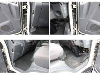 ISUZU Elf Panel Van TRG-NLR85AN 2018 526,000km_35