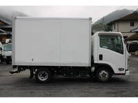 ISUZU Elf Panel Van TRG-NLR85AN 2018 526,000km_7