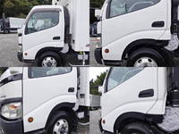HINO Dutro Refrigerator & Freezer Truck PB-XZU414M 2006 74,243km_7