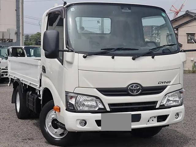 TOYOTA Dyna Flat Body TPG-XZU605 2017 106,320km_1