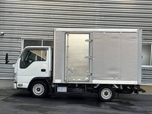 Elf Aluminum Van_2