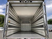 ISUZU Forward Refrigerator & Freezer Truck TKG-FRR90T2 2017 447,198km_12