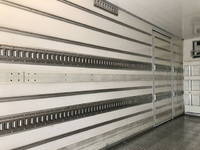 ISUZU Forward Refrigerator & Freezer Truck TKG-FRR90T2 2017 447,198km_15