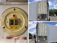 ISUZU Forward Refrigerator & Freezer Truck TKG-FRR90T2 2017 447,198km_18