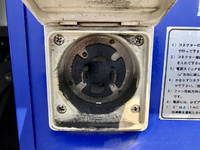 ISUZU Forward Refrigerator & Freezer Truck TKG-FRR90T2 2017 447,198km_20