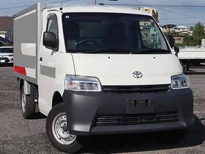 Townace Refrigerator & Freezer Truck_1