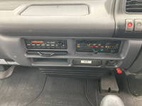 ISUZU Elf Aluminum Van PB-NPR81AN 2005 103,400km_38