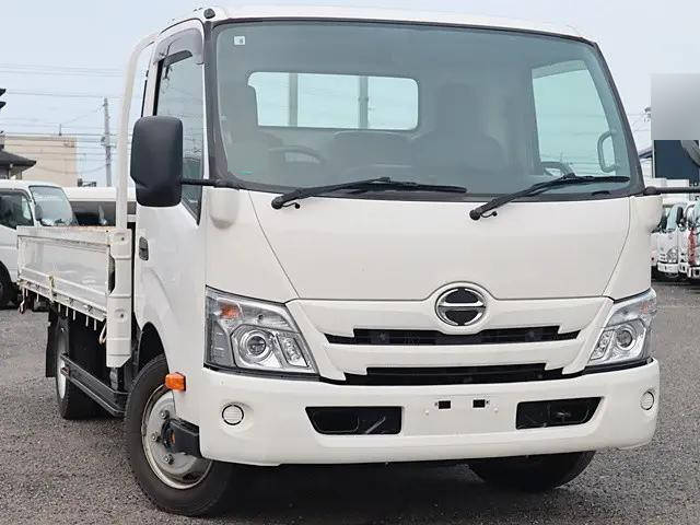 HINO Dutro Flat Body 2RG-XZU710M 2020 40,371km_1