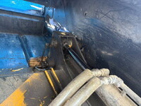 ISUZU Elf Garbage Truck TKG-NMR85AN 2013 116,392km_13