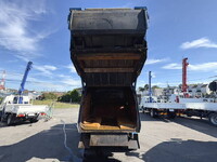 ISUZU Elf Garbage Truck TKG-NMR85AN 2013 116,392km_17