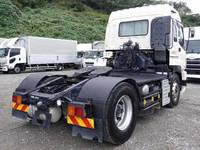 ISUZU Giga Trailer Head QKG-EXD52AD 2015 432,000km_6
