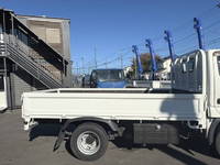 HINO Dutro Flat Body TPG-XZU605M 2017 72,436km_6