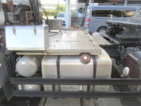 UD TRUCKS Quon Trailer Head QPG-GK5XAD 2015 506,000km_8