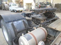 UD TRUCKS Quon Trailer Head QPG-GK5XAD 2015 506,000km_9