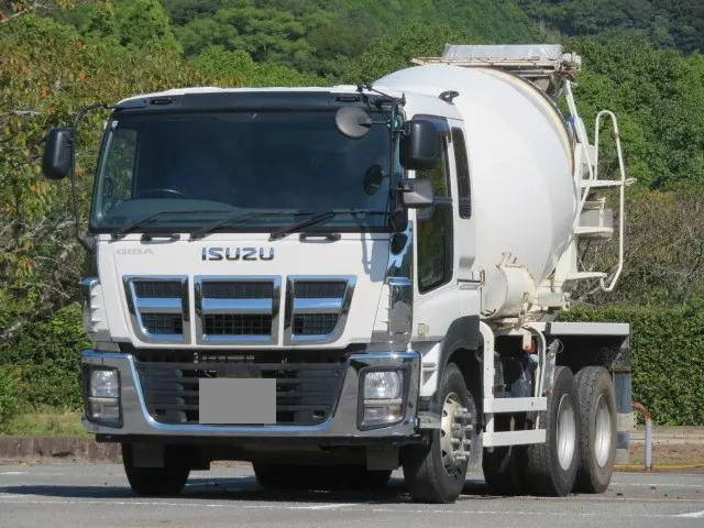 ISUZU Giga Mixer Truck QKG-CXZ77AT 2014 172,000km