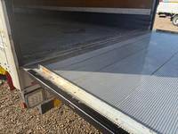 UD TRUCKS Condor Aluminum Van TKG-MK38L 2017 279,000km_13