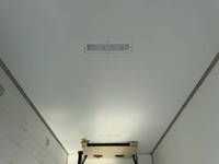 ISUZU Elf Refrigerator & Freezer Truck TPG-NLR85N 2017 125,558km_13