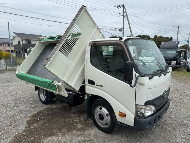 HINO Dutro 3 Way Dump TKG-XZU600T 2016 27,000km