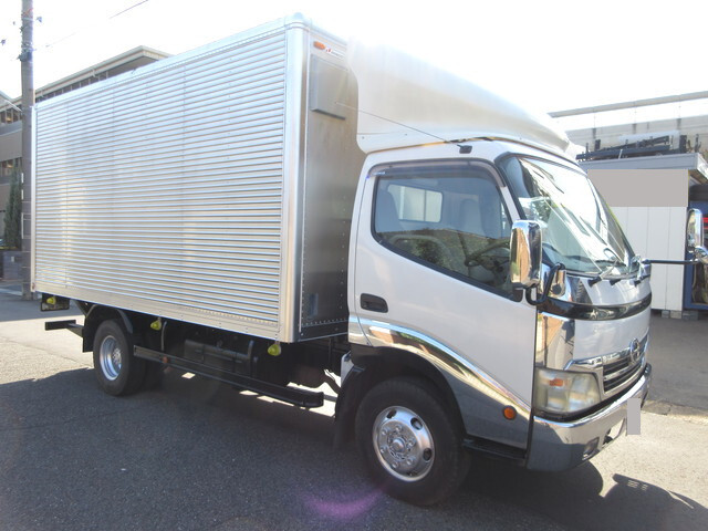 HINO Dutro Aluminum Van BDG-XZU414M 2008 140,000km_1