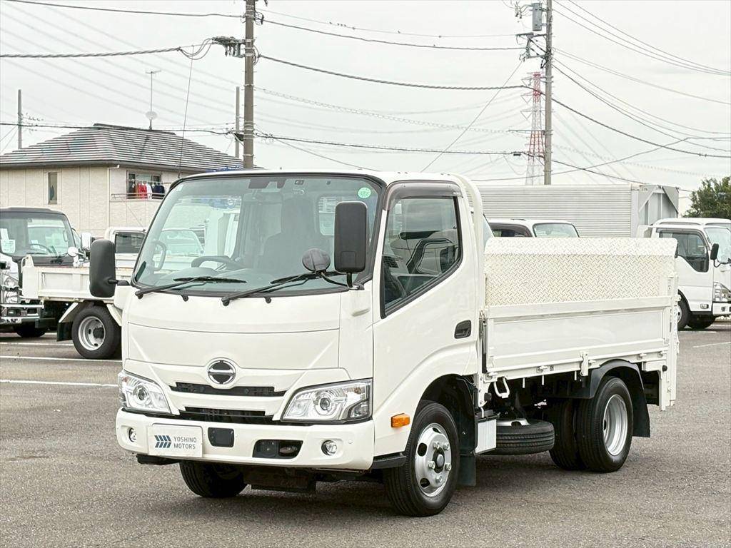 HINO Dutro Flat Body 2KG-XZU605M 2024 18,000km_1