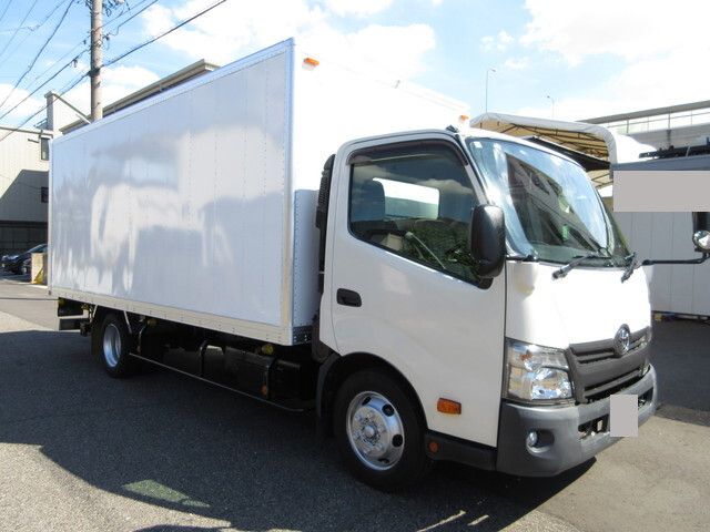 TOYOTA Dyna Panel Van TKG-XZU720 2017 194,000km_1