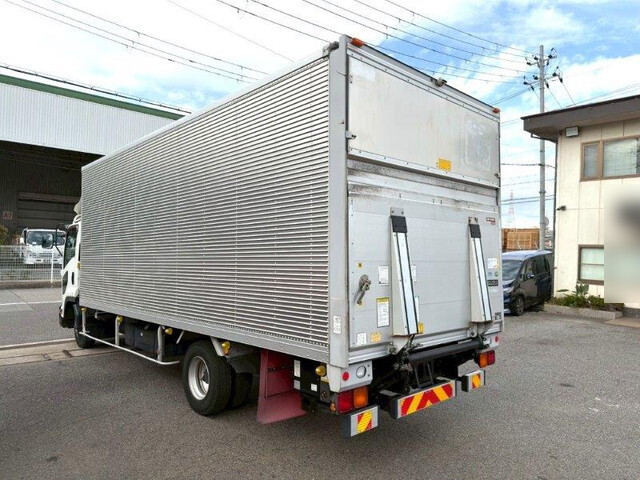 Forward Aluminum Van_2