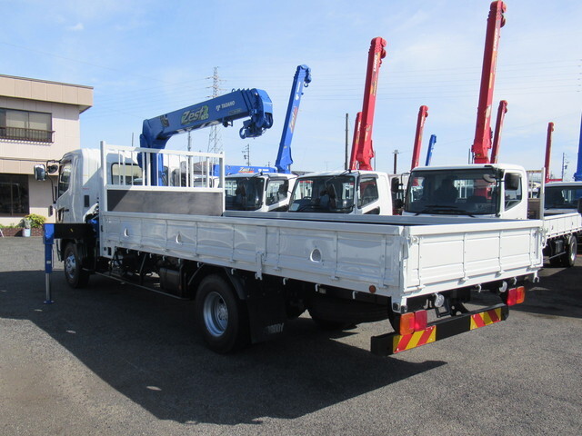 Ranger Truck (With 4 Steps Of Cranes)_2