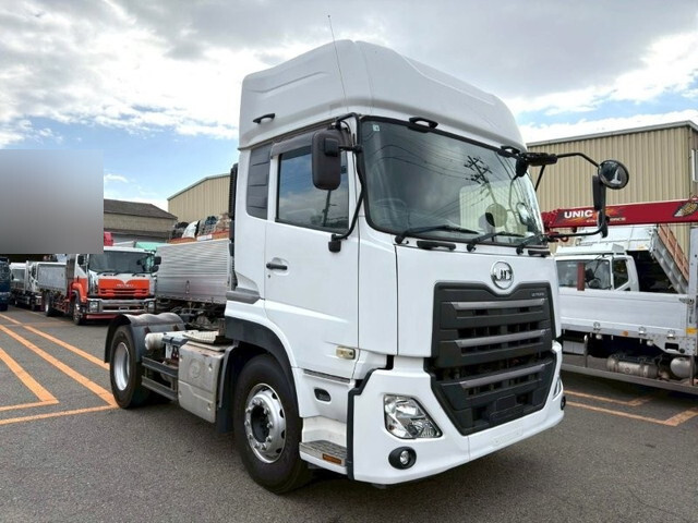 UD TRUCKS Quon Trailer Head 2PG-GK5AAB 2018 329,220km_1