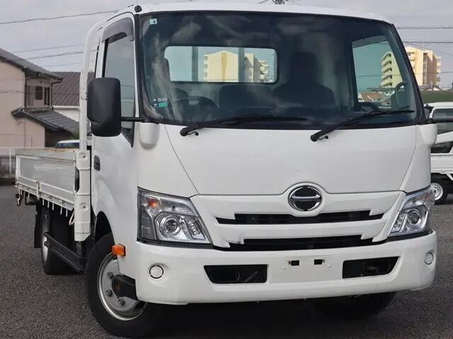 HINO Dutro Flat Body 2RG-XZU710M 2020 59,871km