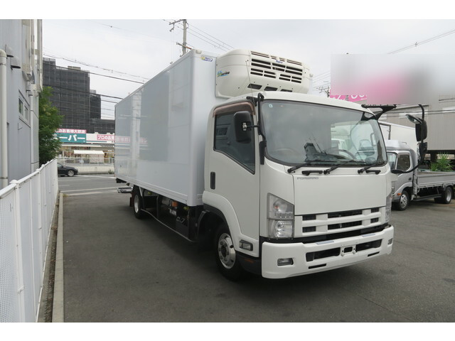 ISUZU Forward Refrigerator & Freezer Truck TKG-FRR90S2 2013 498,259km