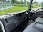 ISUZU Elf Aluminum Van TRG-NMR85N 2016 97,100km_39