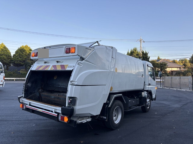 Canter Garbage Truck_2