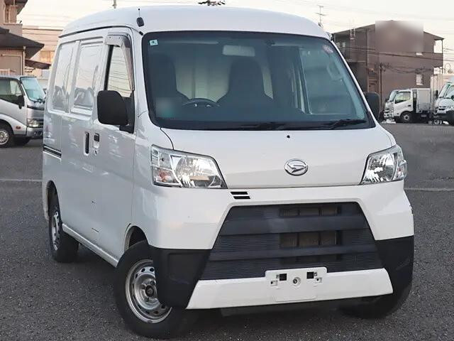 DAIHATSU Hijet Truck Refrigerator & Freezer Truck 3BD-S331V 2021 63,110km_1