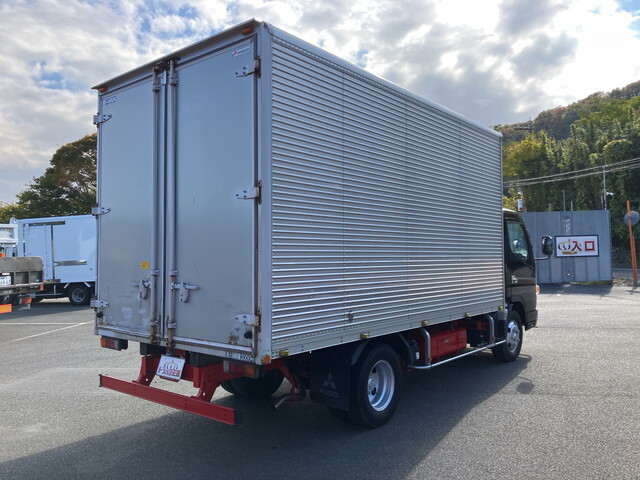 Canter Aluminum Van_2