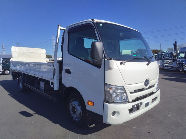 HINO Dutro Flat Body 2KG-XZU730M 2022 103,333km_1
