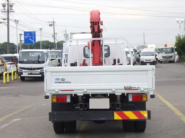 Elf Truck (With 4 Steps Of Cranes)_2