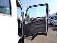 ISUZU Elf Double Cab TPG-NPR85AR 2018 36,600km_25