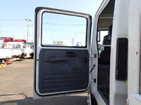 ISUZU Elf Double Cab TPG-NPR85AR 2018 36,600km_33