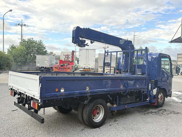 Elf Truck (With 4 Steps Of Cranes)_2