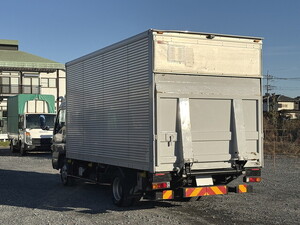 Canter Aluminum Van_2