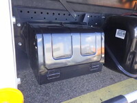 ISUZU Elf Aluminum Van TRG-NMR85AN 2017 28,000km_38