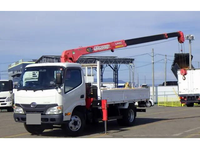 Dyna Truck (With 3 Steps Of Cranes)_1