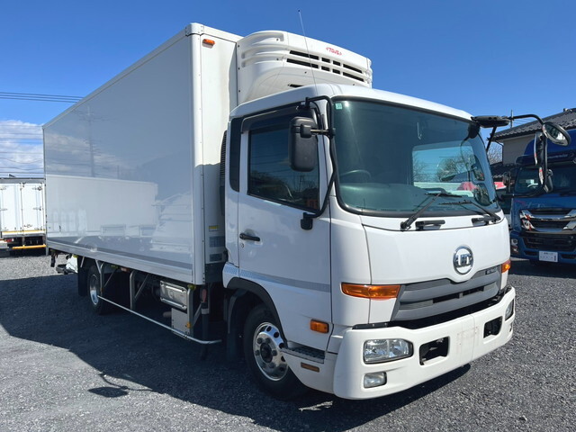 Condor Refrigerator & Freezer Truck_1