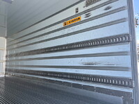 UD TRUCKS Condor Refrigerator & Freezer Truck TKG-MK38C 2017 566,021km_19