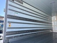 UD TRUCKS Condor Refrigerator & Freezer Truck TKG-MK38C 2017 566,021km_20