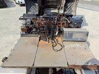 UD TRUCKS Quon Trailer Head QKG-GK6XAB 2016 523,000km_12