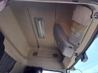 UD TRUCKS Quon Trailer Head QKG-GK6XAB 2016 523,000km_35