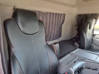 UD TRUCKS Quon Trailer Head QKG-GK6XAB 2016 523,000km_36